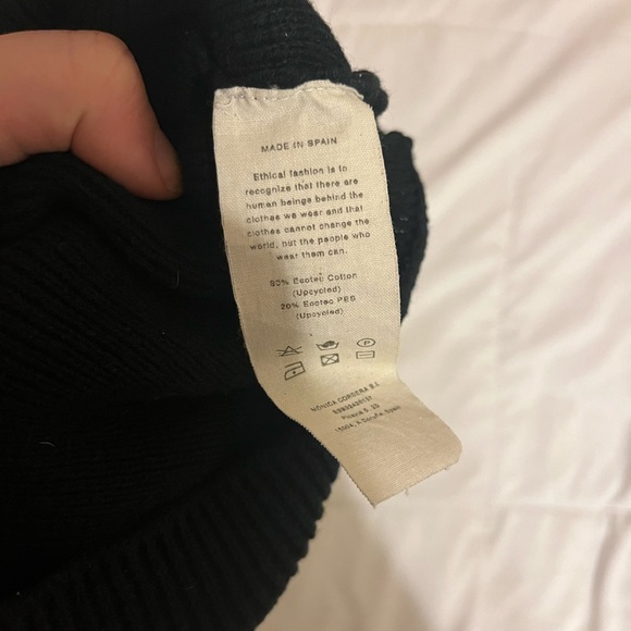 Cordera Long Knit Top, Black - Picture 4 of 4